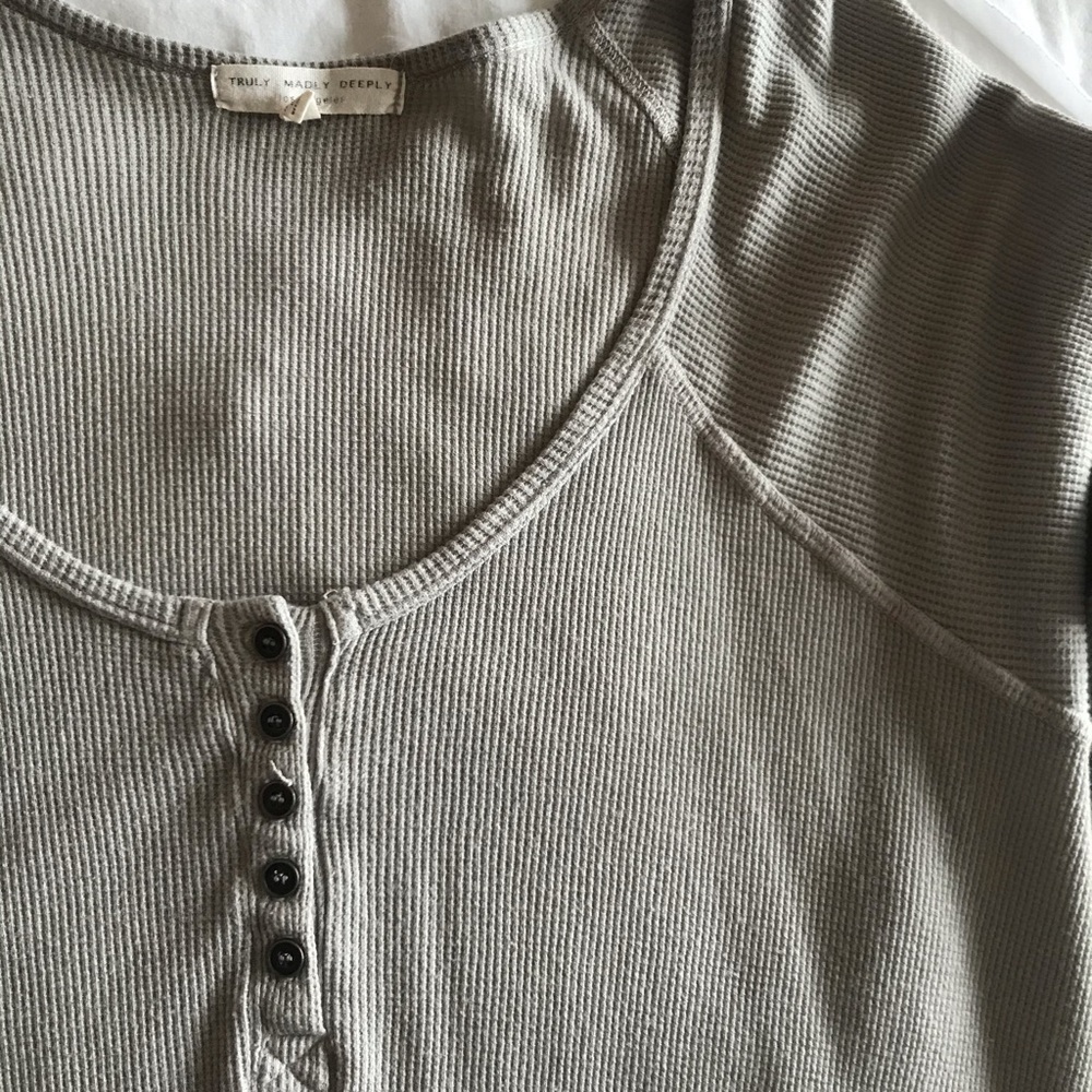 Long Sleeve Grey Button Up